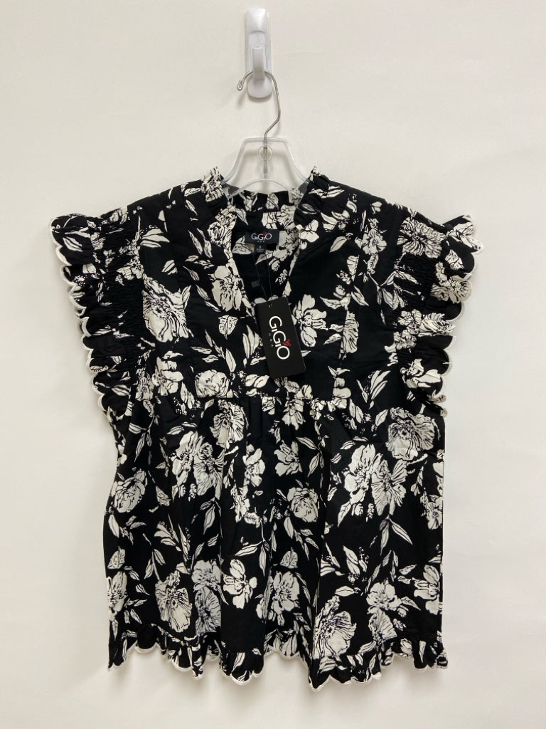 NWT GiGiO Size S Black White Floral Ladies Top