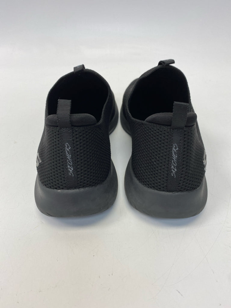 Skechers  Size 8.5 Black Sneakers