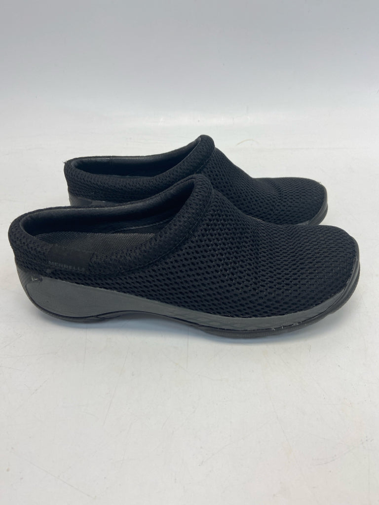 Merrell US Size 7 Black Mesh Clogs