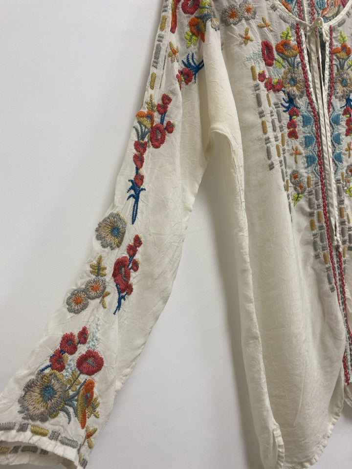 JOHNNY WAS Size S Beige Multi Color Embroidered Ladies Top