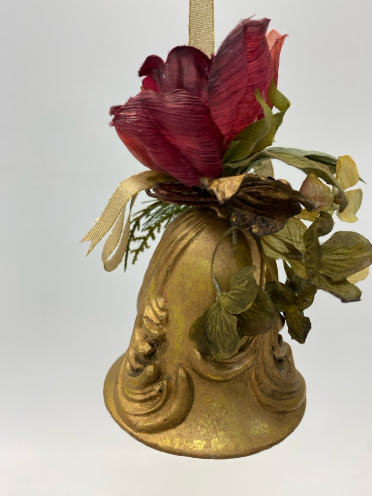 Gold Green/Red Flowers Ornaments