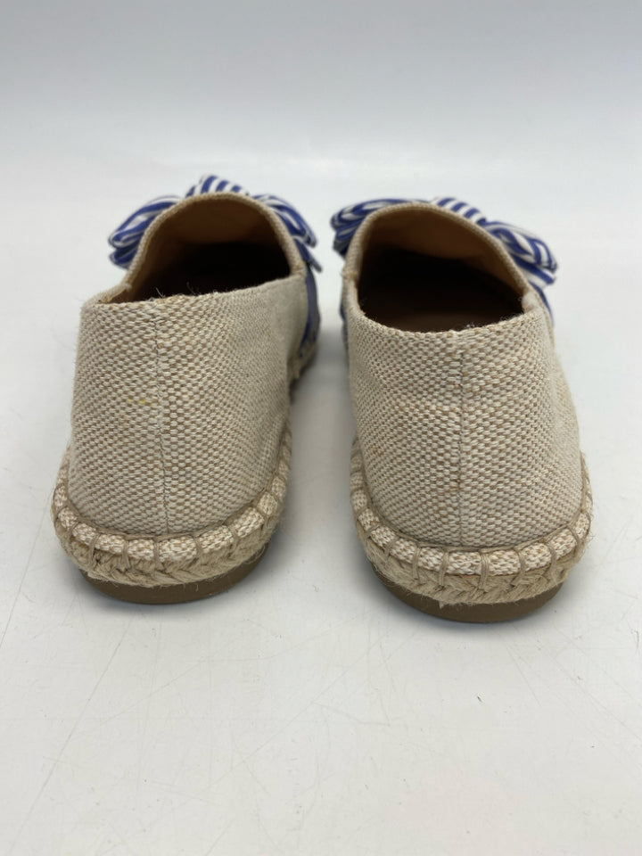 Crown &amp; Ivy  Size 6.5 Tan Blue/Wht Bow(s) Flats