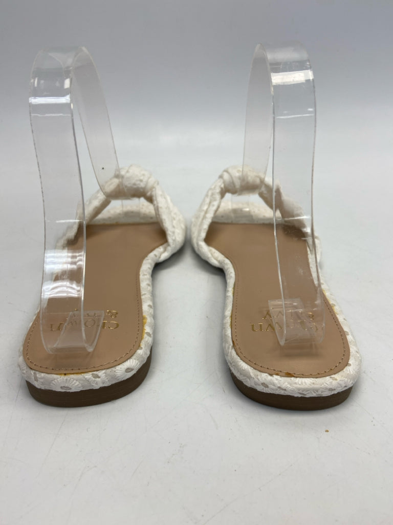 NWT Crown &amp; Ivy  Size 8 White Eyelet Sandals