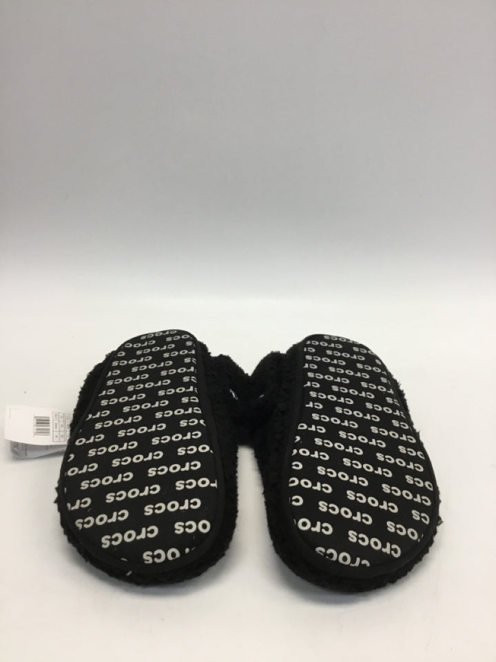 NWT Crocs US Shoe Size 7 Black Fuzzy Slippers