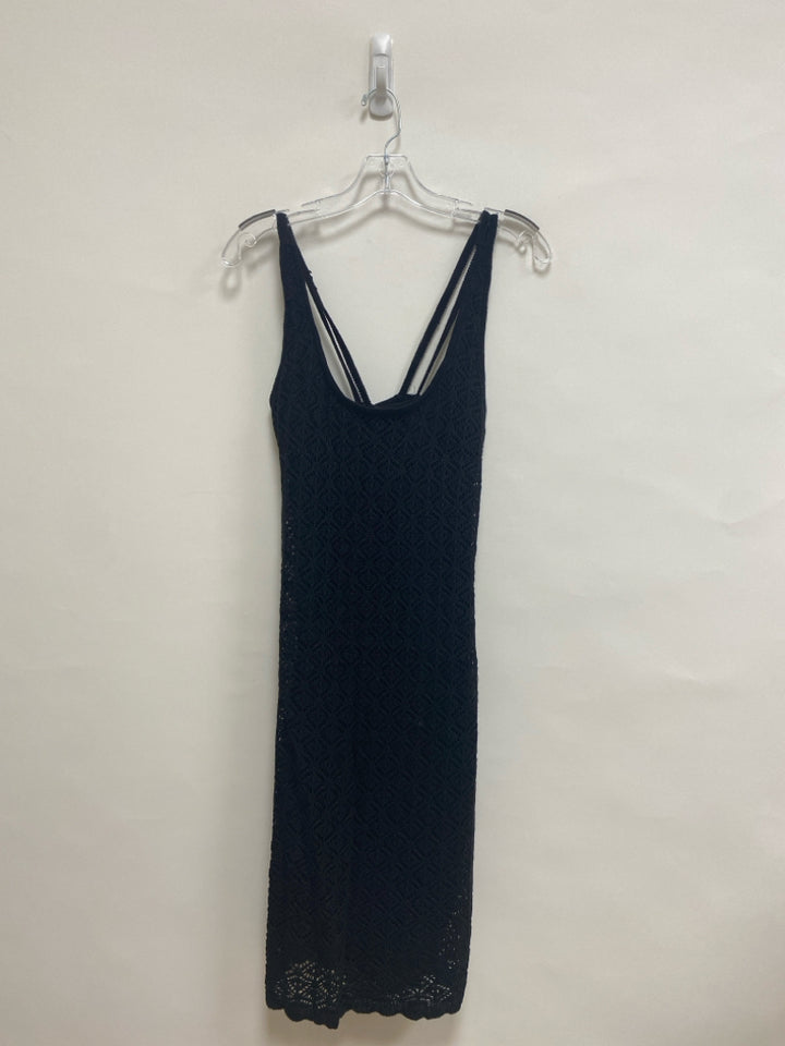 NWT Size L Black Sleeveless Crochet Ladies Dress