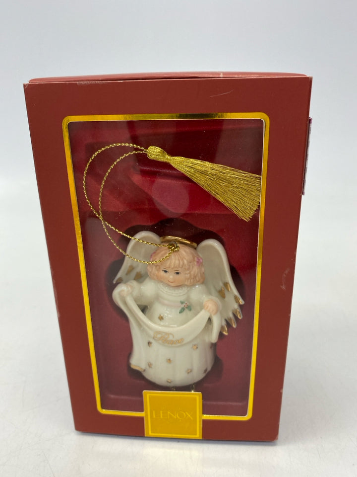 Lenox Ornament Angel "Ringing in the Peace"