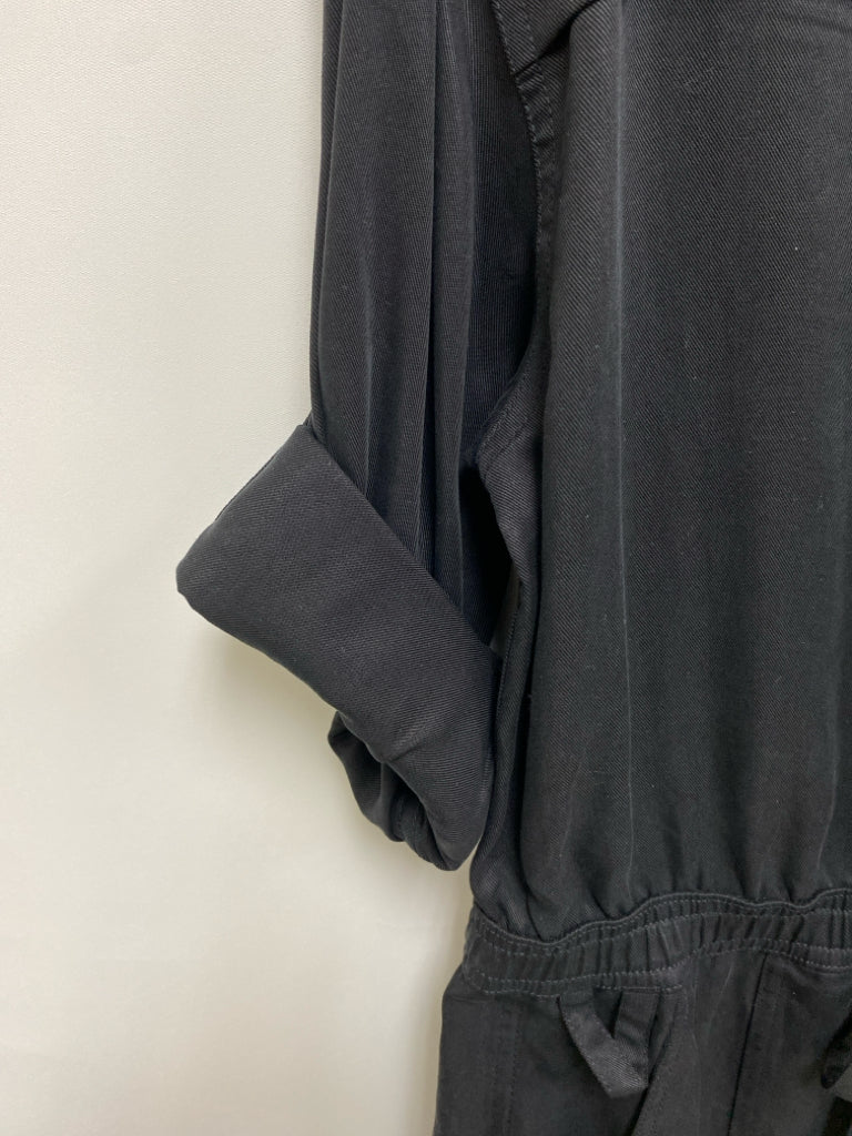 NWT Athleta Size M Black Long Sleeve Athletic Jumpsuit