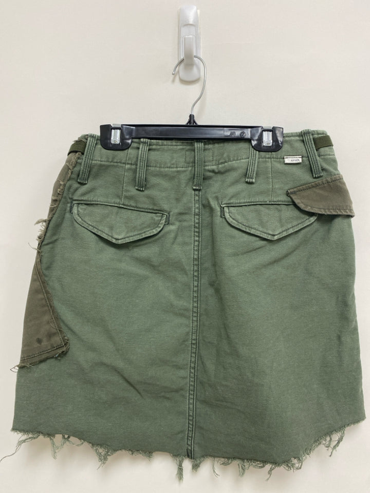 MOTHER Size 26 Olive Green Cargo Ladies Skirt