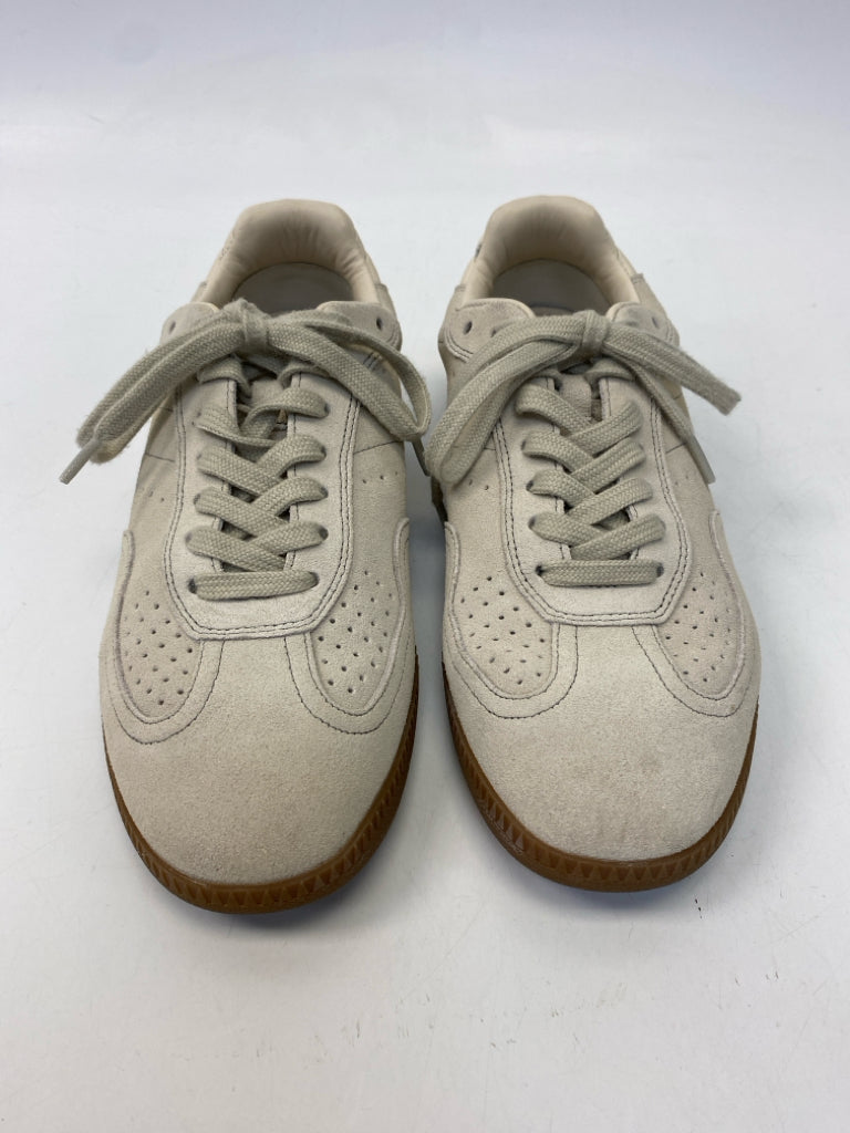 Quince  Size 8 Cream Sneakers