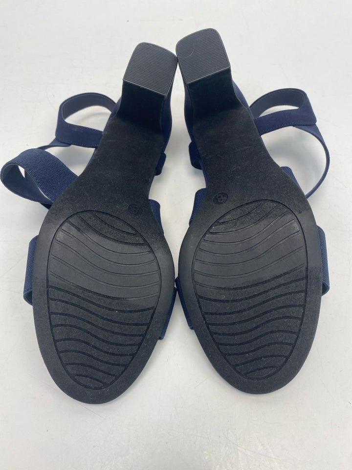 NWOT Lauren Blakwell  Size 8 Navy Sandals