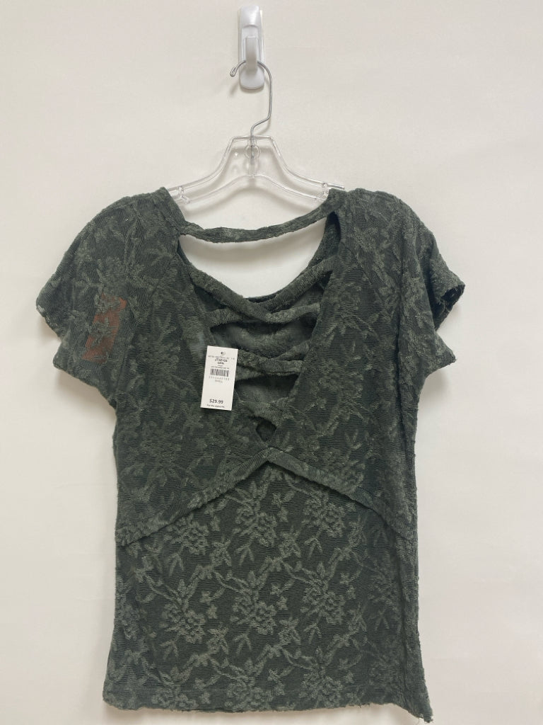 NWT daytrip Size S Dark Olive Lace Ladies Top