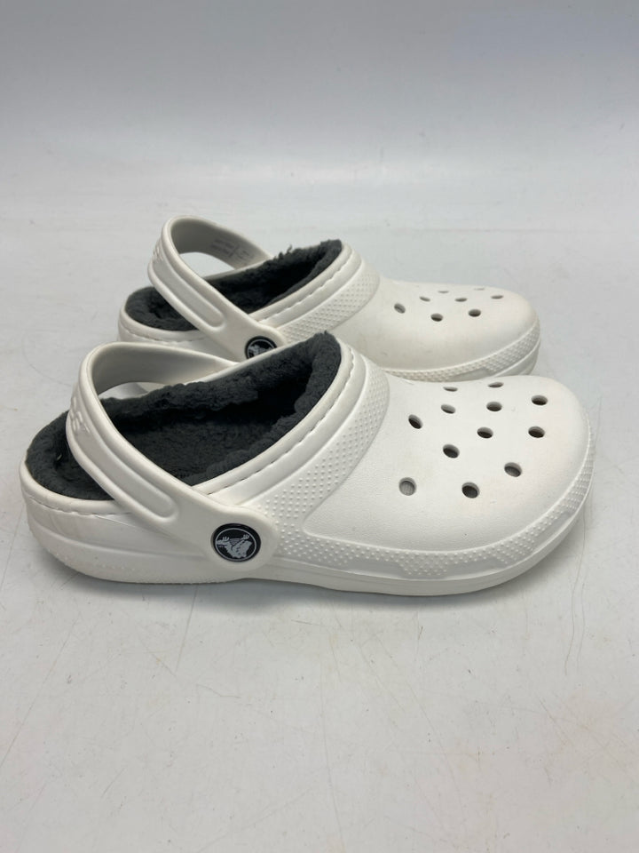 Crocs SIZE 1 White Gray Boy&