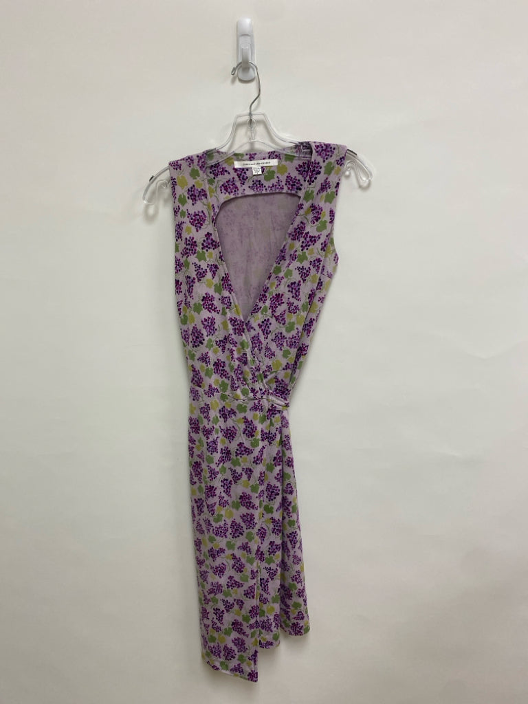 Diane Von Furstenberg Size 2 Lavender Purple/Green Grapes Silk Ladies Dress