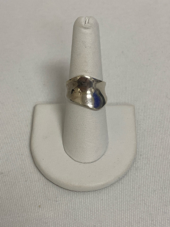 Silver Wave Ring
