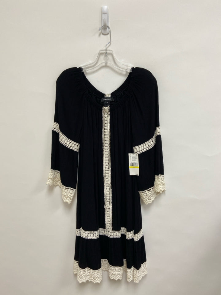NWT Karen Kane Size M Black Cream Crinkle Bell Sleeves Ladies Dress