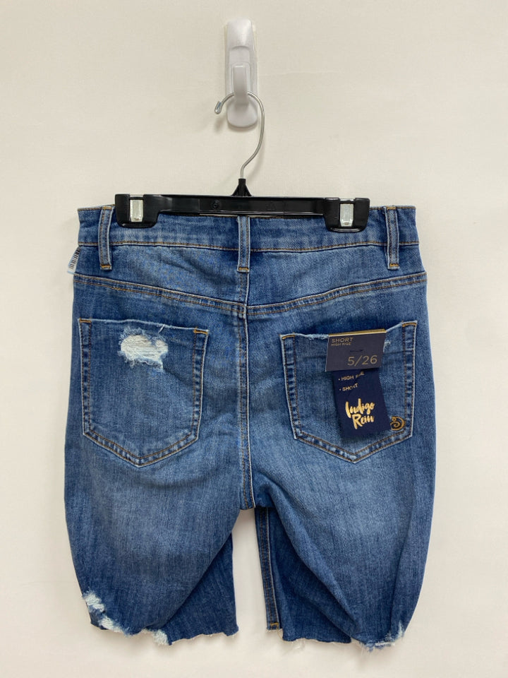 NWT Indigo Rein Size 5 Faded Denim Distressed Ladies Shorts