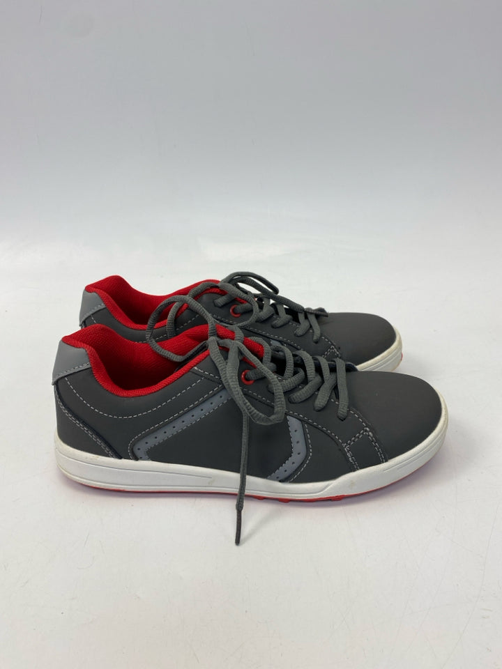 NWOT SIZE 6 Gray Lace-Up Boy&