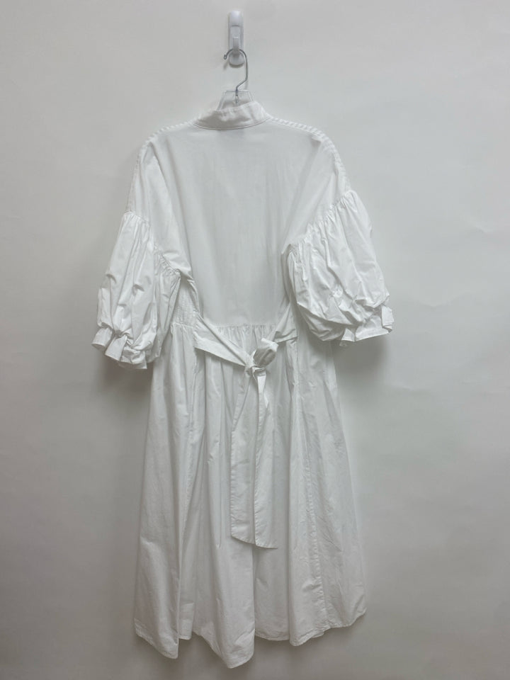 Size OSFM White Maxi Ladies Dress