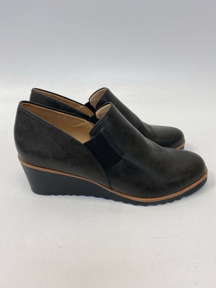 NWOT Life Stride US Shoe Size 8.5 Black Heels