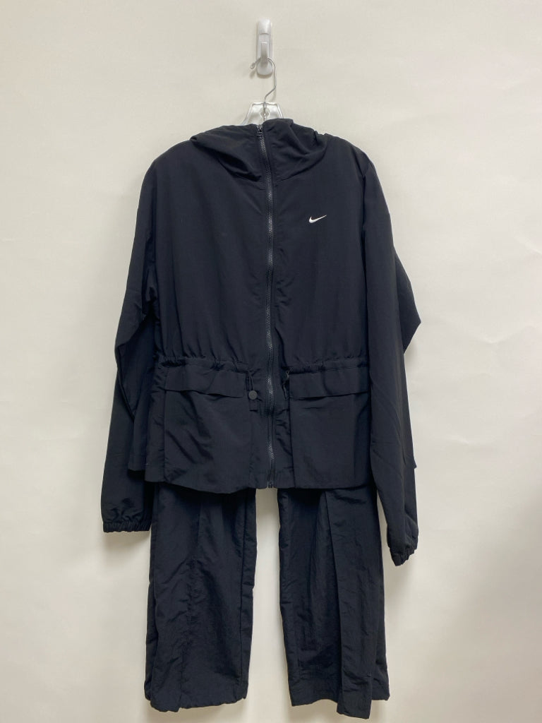 Nike Size S Black Hooded Athletic 2pc