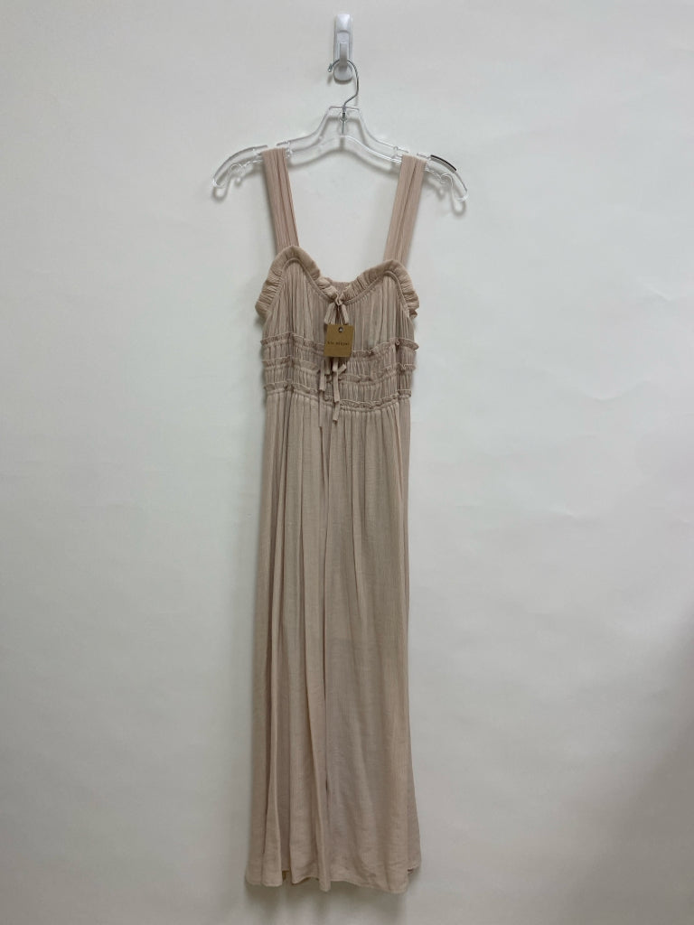 NWT blu pepper Size L Beige Crinkle Maxi Ladies Dress