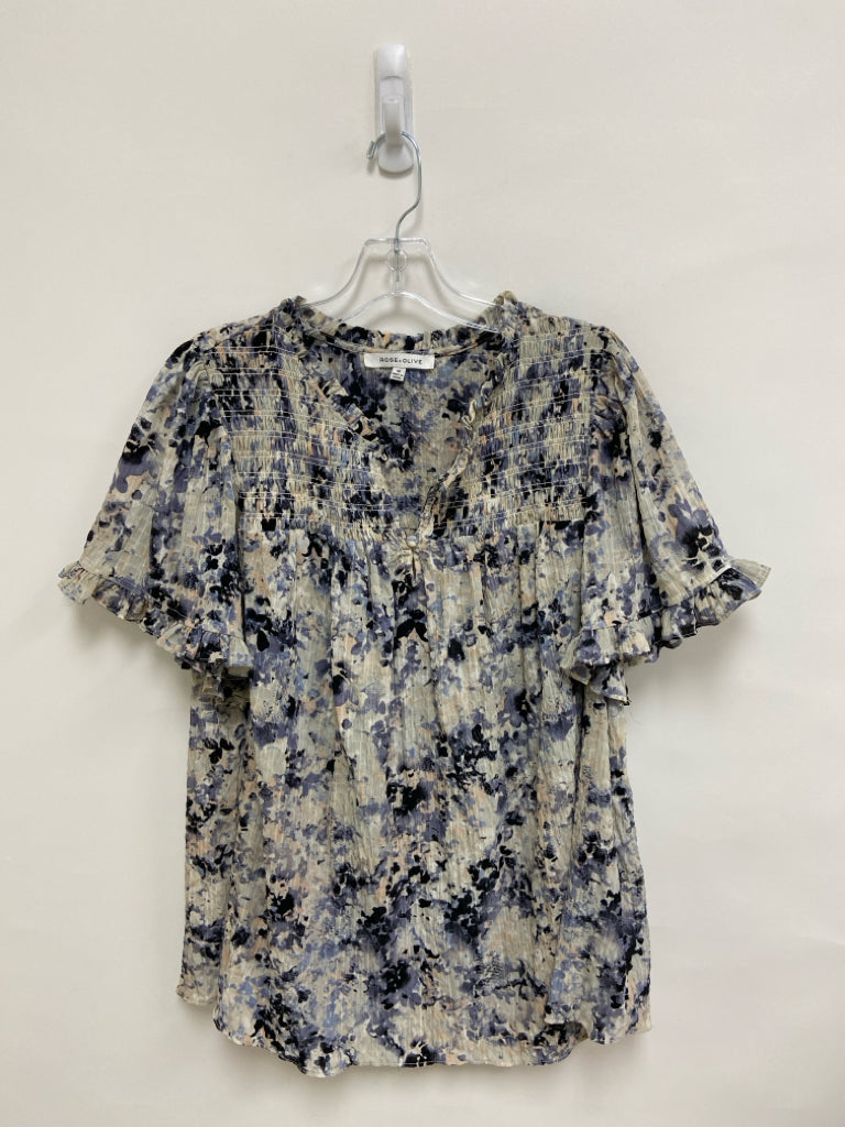 Rose + Olive  SIZE  1X Gray/Blue Navy/Coral Speckles V Neck Plus Size Top