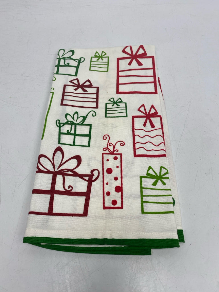Tag White Red/Green Presents Christmas