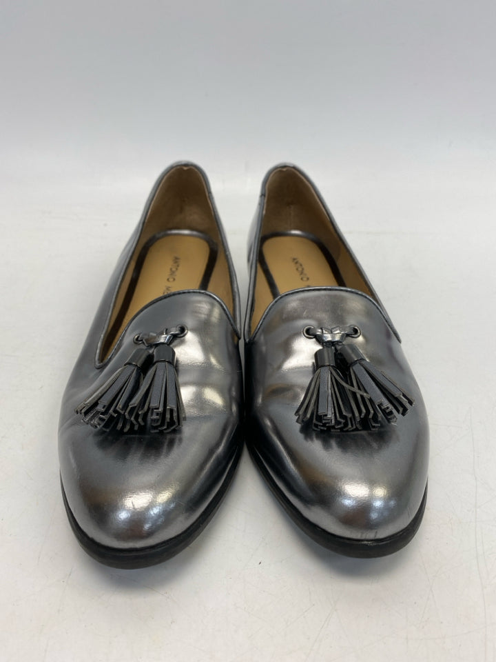Antonio Melani  Size 7.5 Silver Tassel(es) Flats