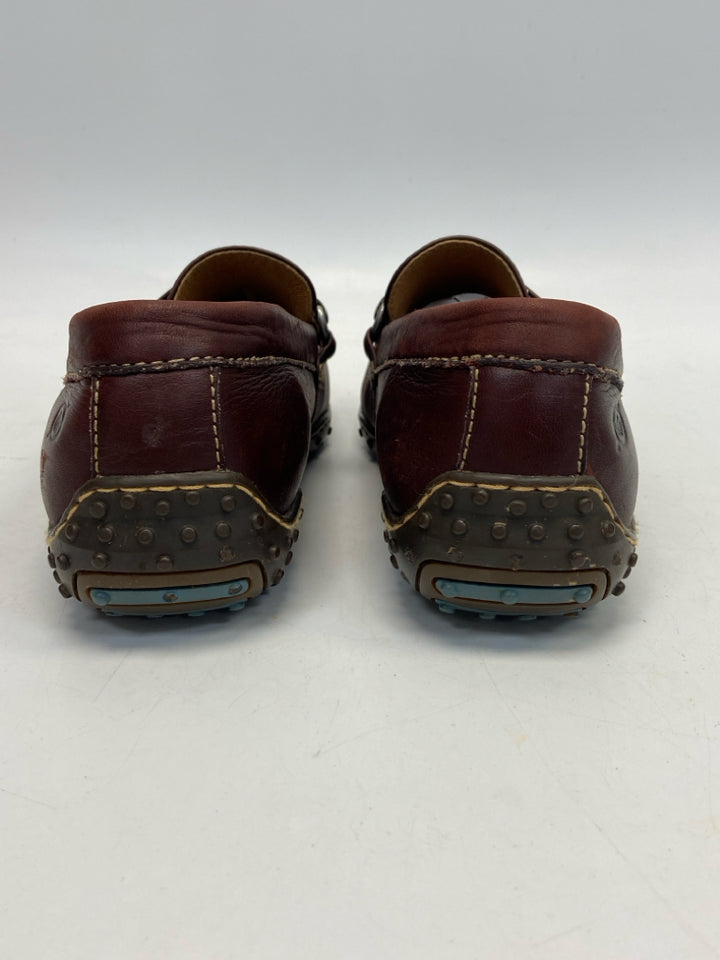 Born  Size 10 Brown Leather Flats