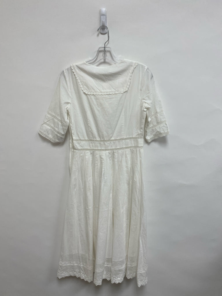 NWT Size M Cream Pleated 3/4 Sleeve Ladies Dress