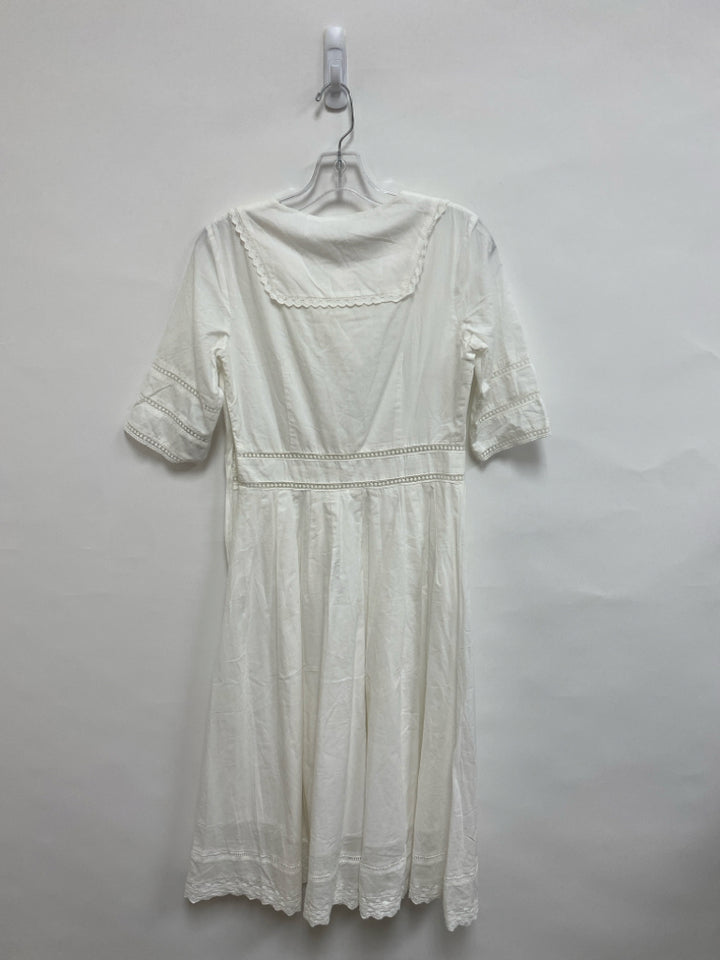 NWT Size M Cream Pleated 3/4 Sleeve Ladies Dress