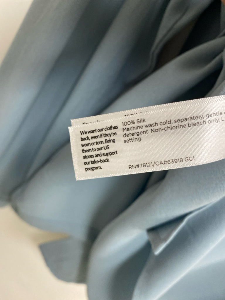 Eileen Fisher Size M Pale Blue Button Up Silk Ladies Top