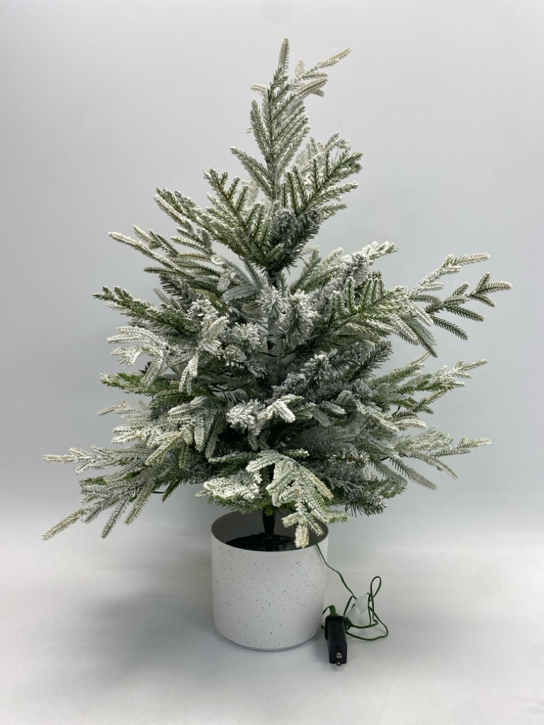 White Green Lit Christmas