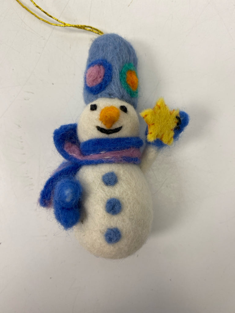 White Blue Wool Ornaments