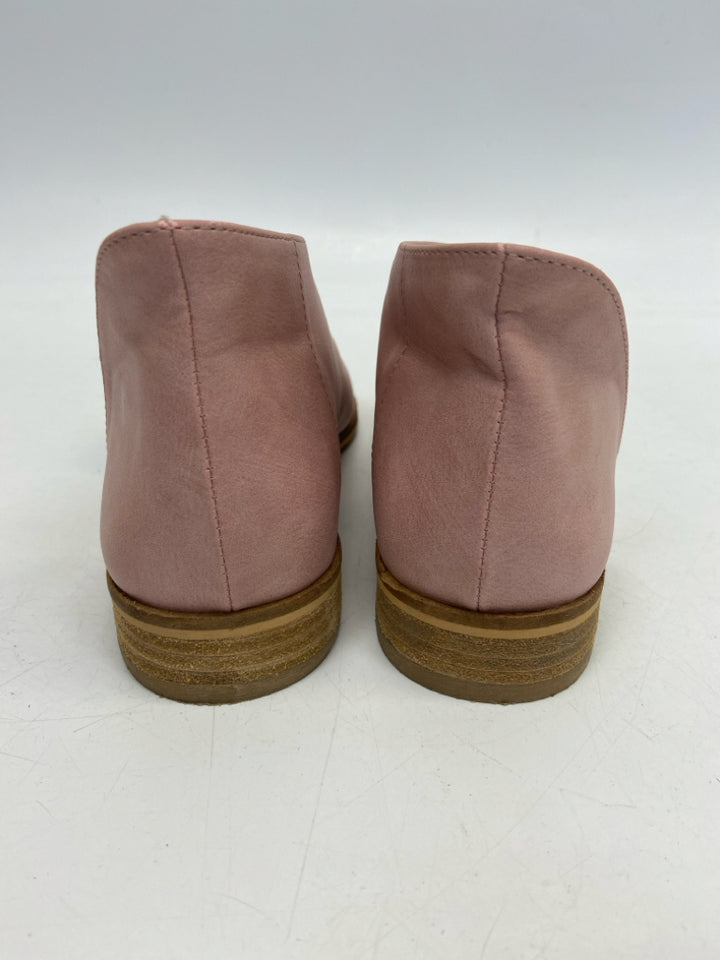 Size 5.5 Blush Flats