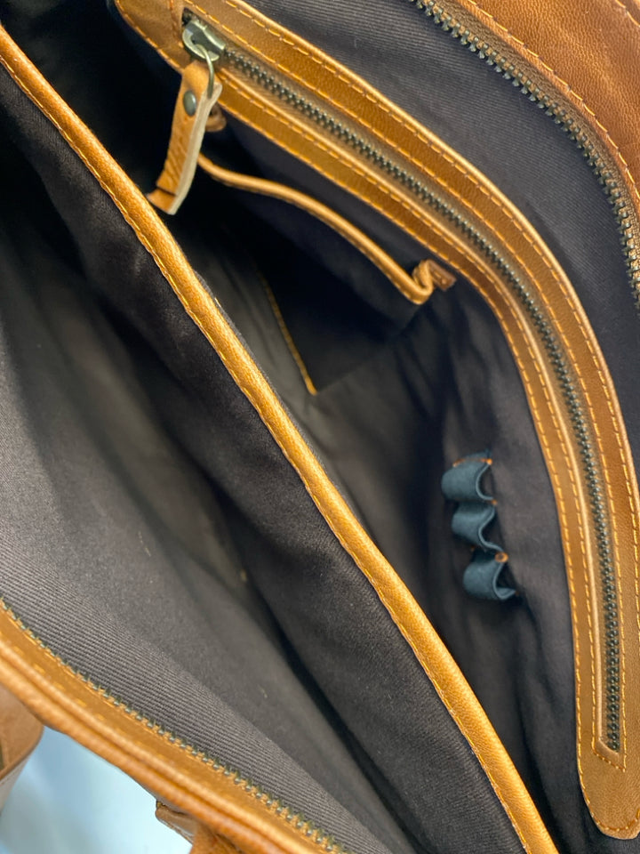 NWT Berliner Bags Brown Leather Tote Bag