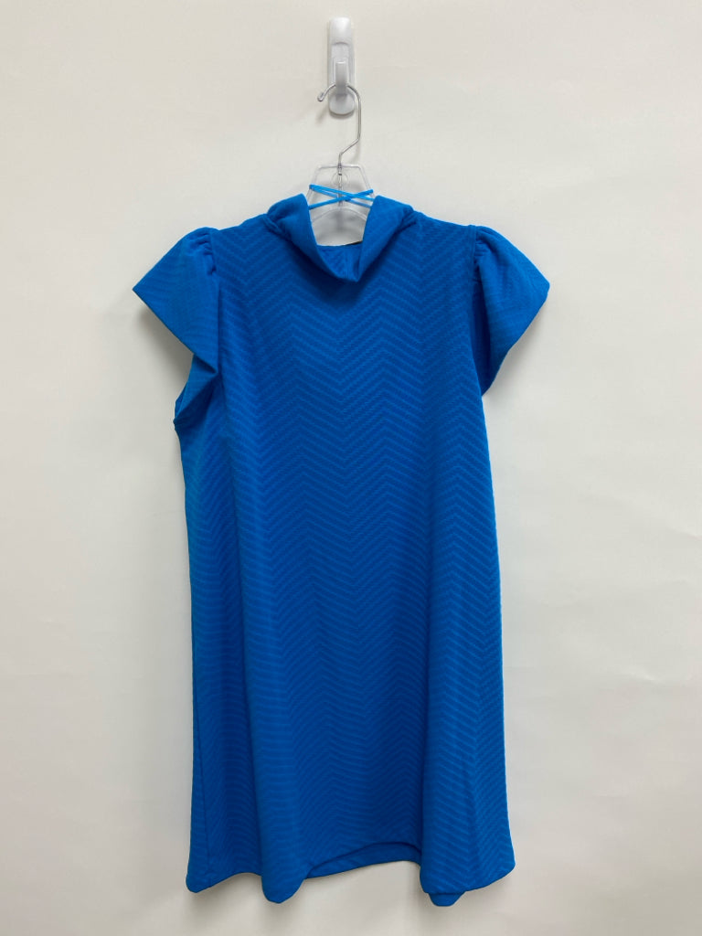 NWT Crown &amp; Ivy Size M Turquoise Texture Sleeveless Ladies Dress