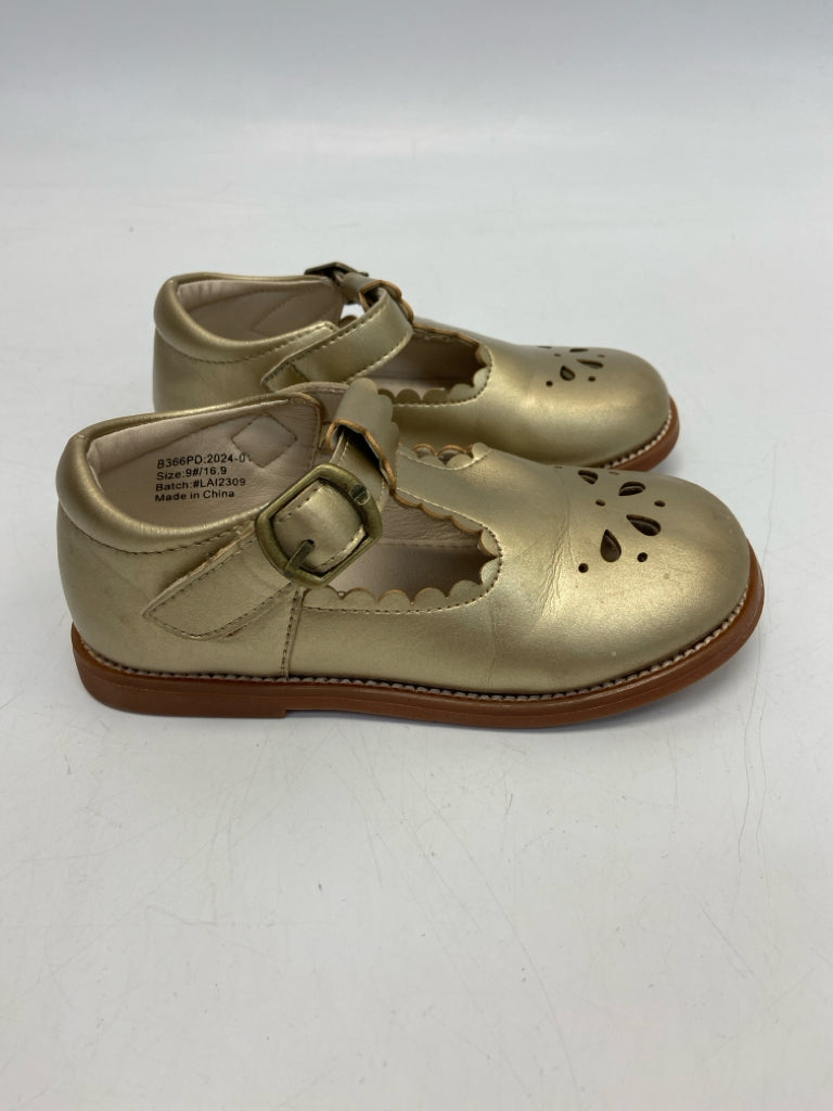 Felix &amp; Flora SIZE 9 Gold Metallic Girl&