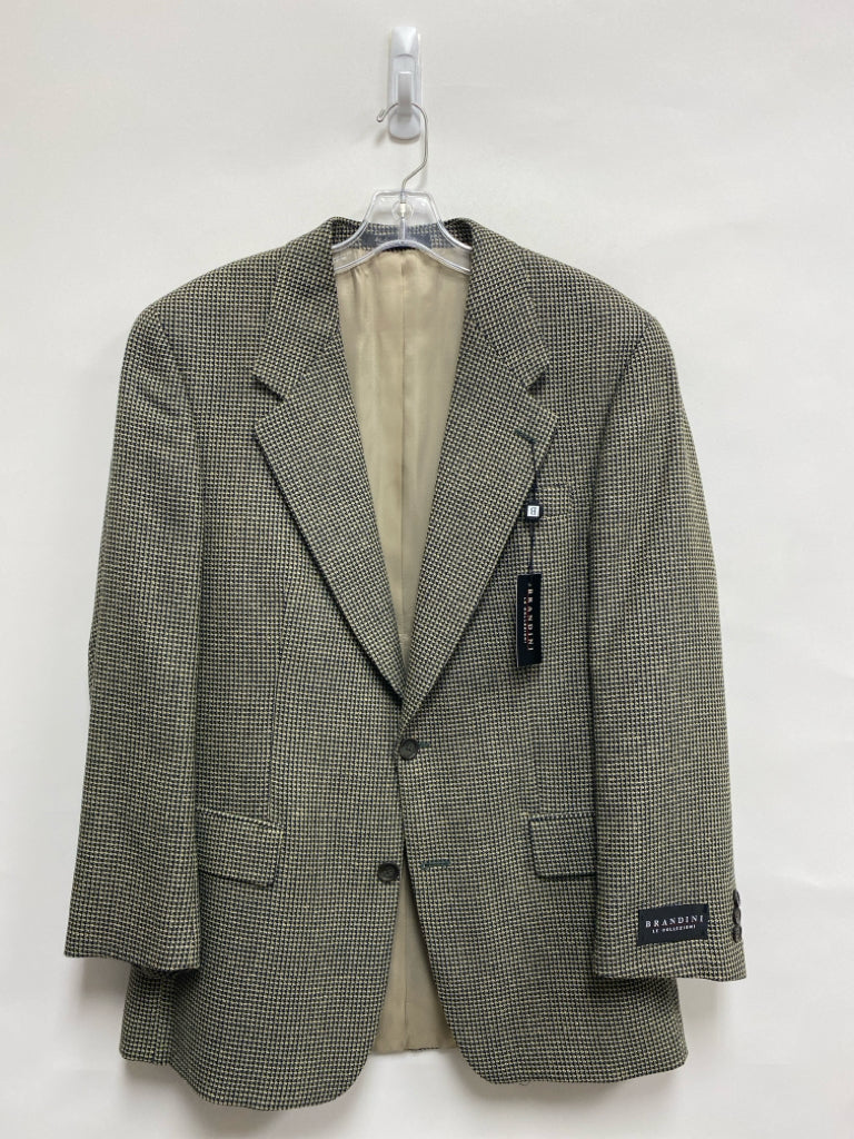 NWT Size 39R Beige Navy Woven Men&