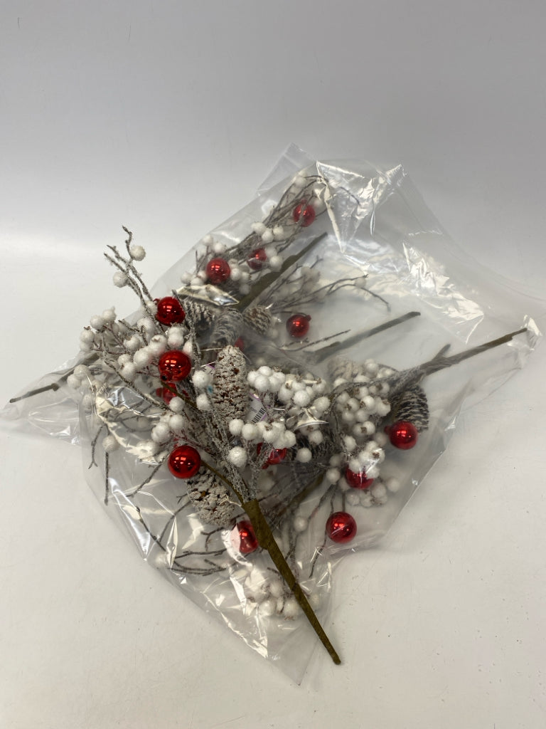 White Red/Brown Frosted Winter