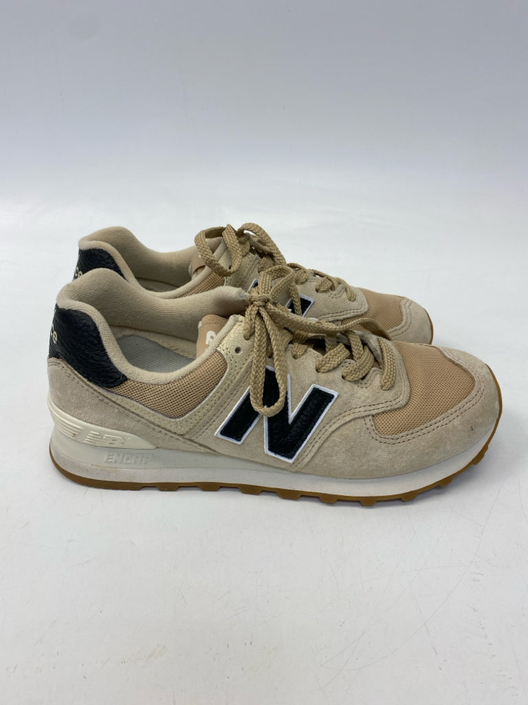 New Balance  Size 8 Cream/Tan Lace-up Sneakers
