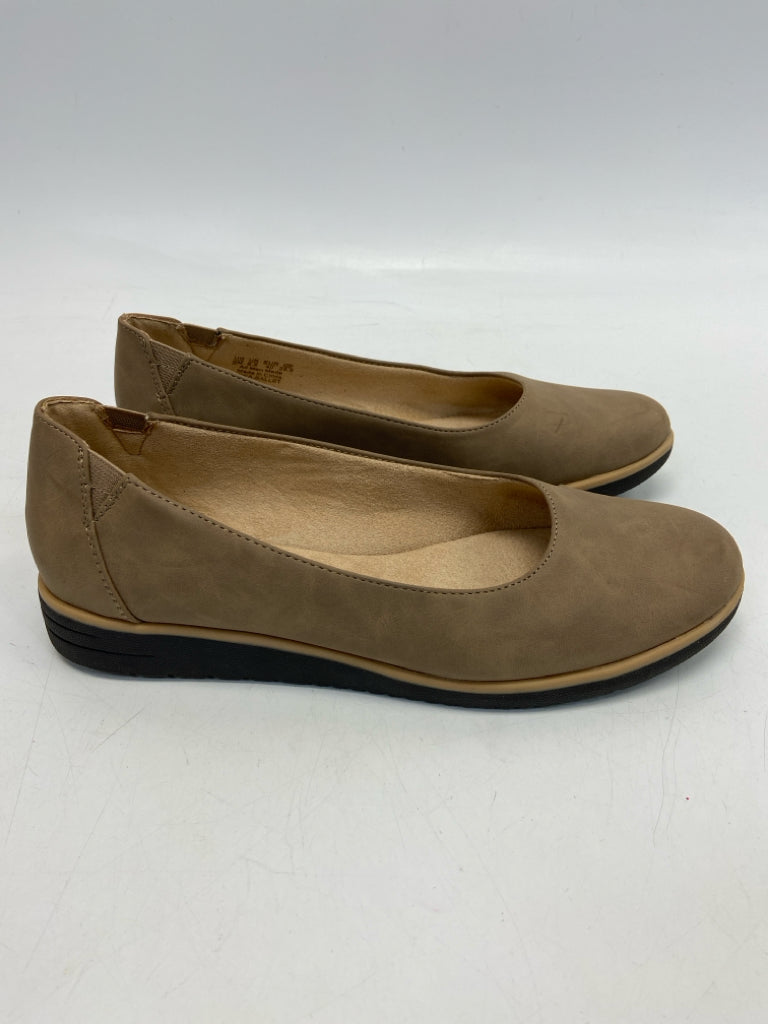Naturalizer  Size 9 Brown Flats