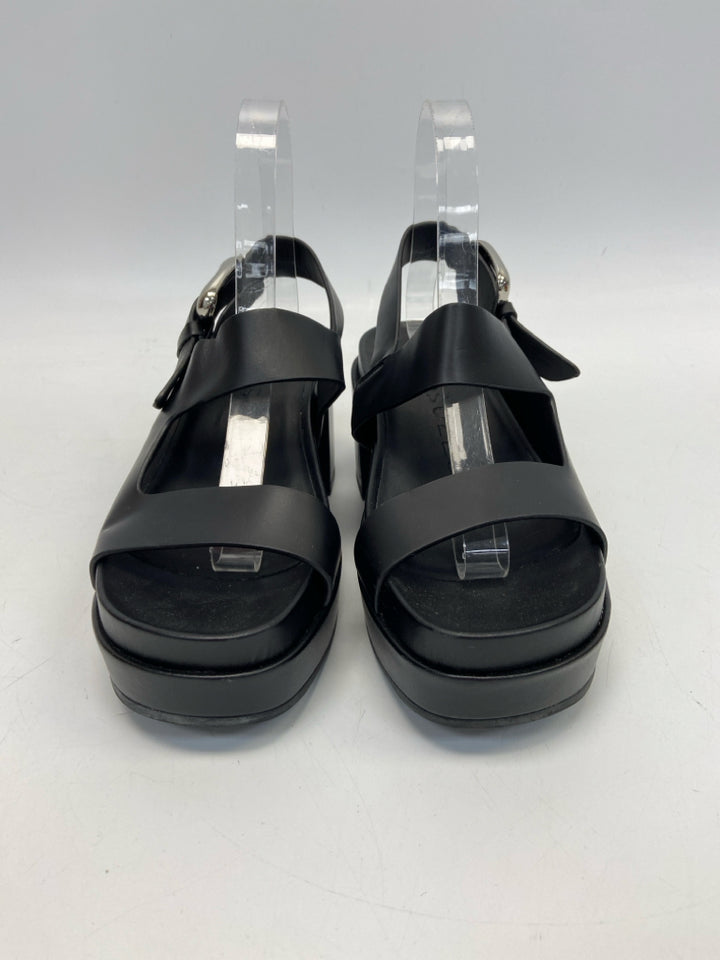Aerosoles  Size 7 Black Sandals