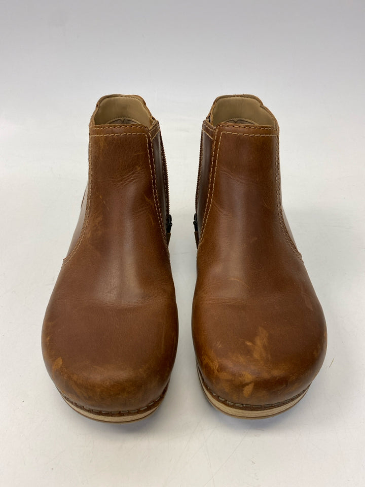 Dansko  Size 37 Brown Boots