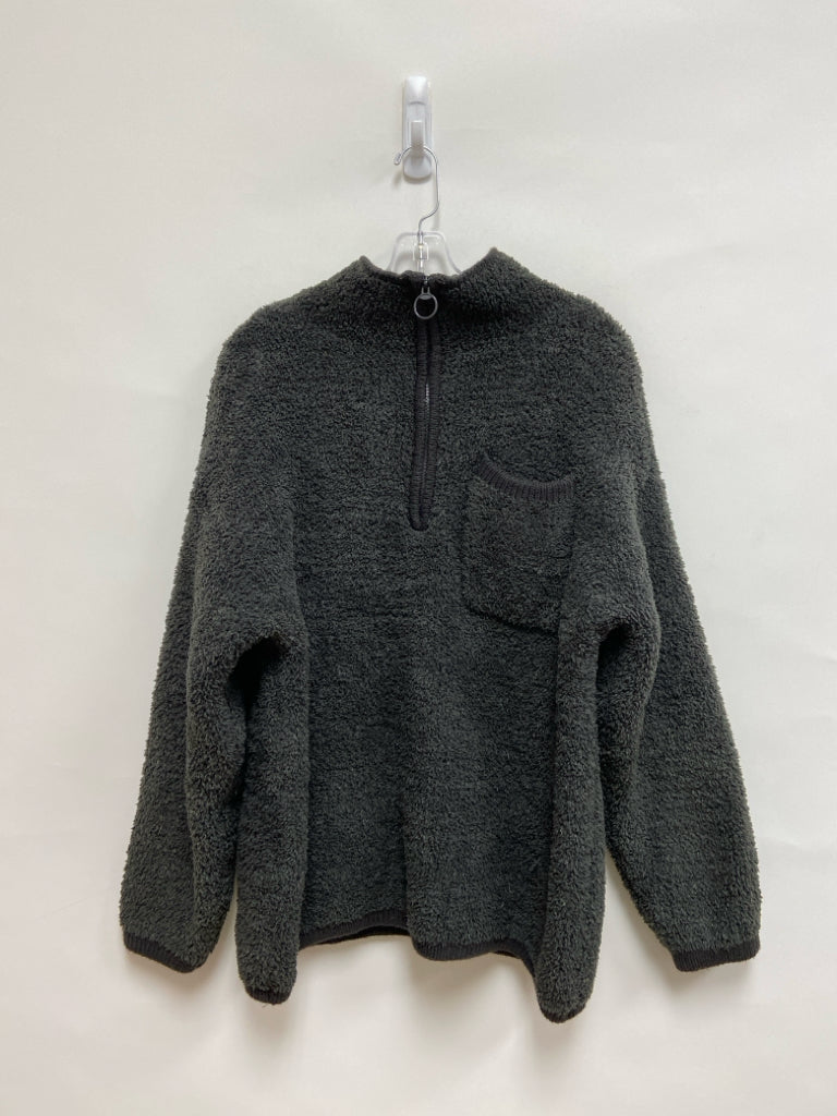 Aerie Size L Charcoal Fuzzy Ladies Pullover