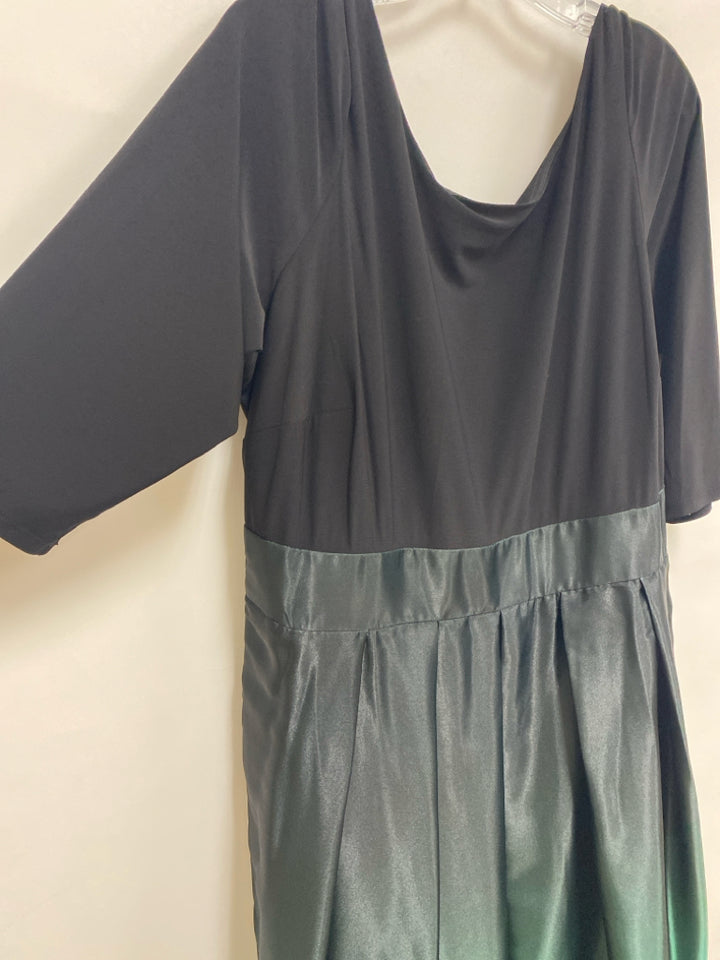 Size 18W Black Green Maxi Satin Plus Size Dress