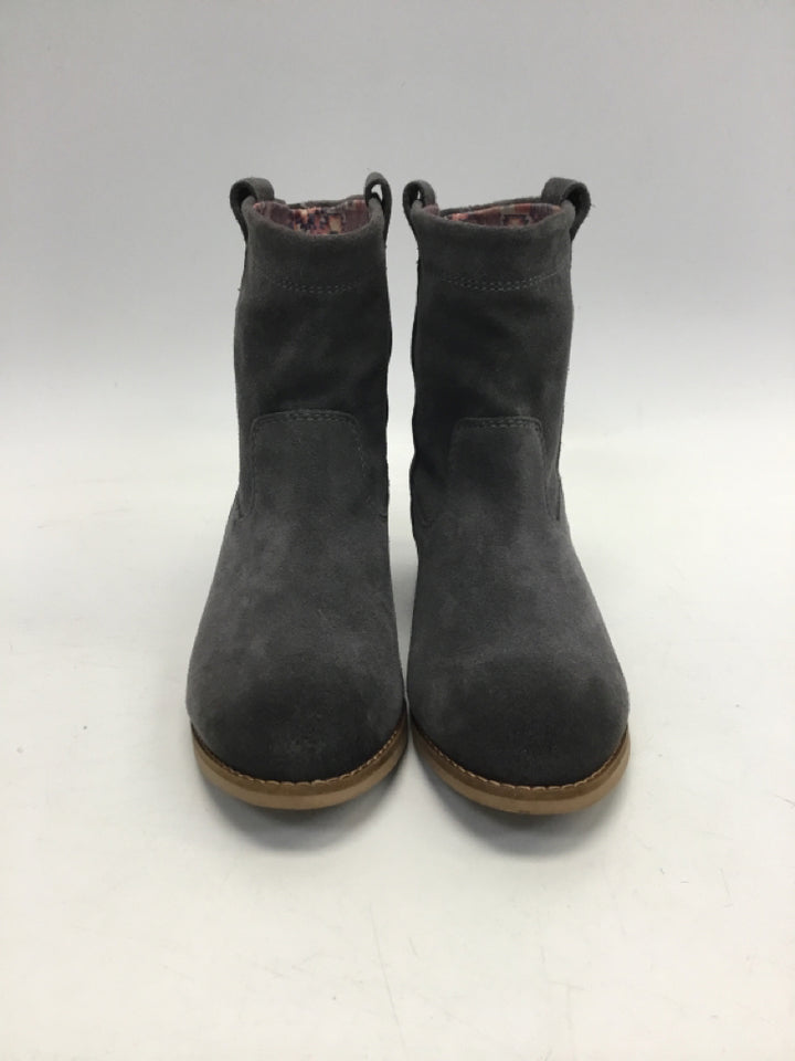 Toms US Shoe Size 6.5 Gray Boots