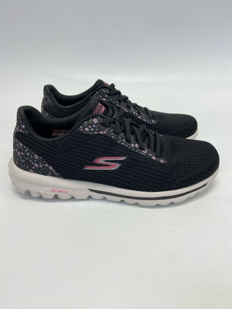 Skechers  Size 7 Black Sneakers