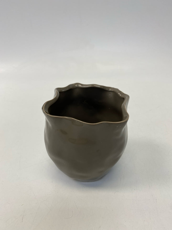 Taupe Thumbprint Ceramic Planter
