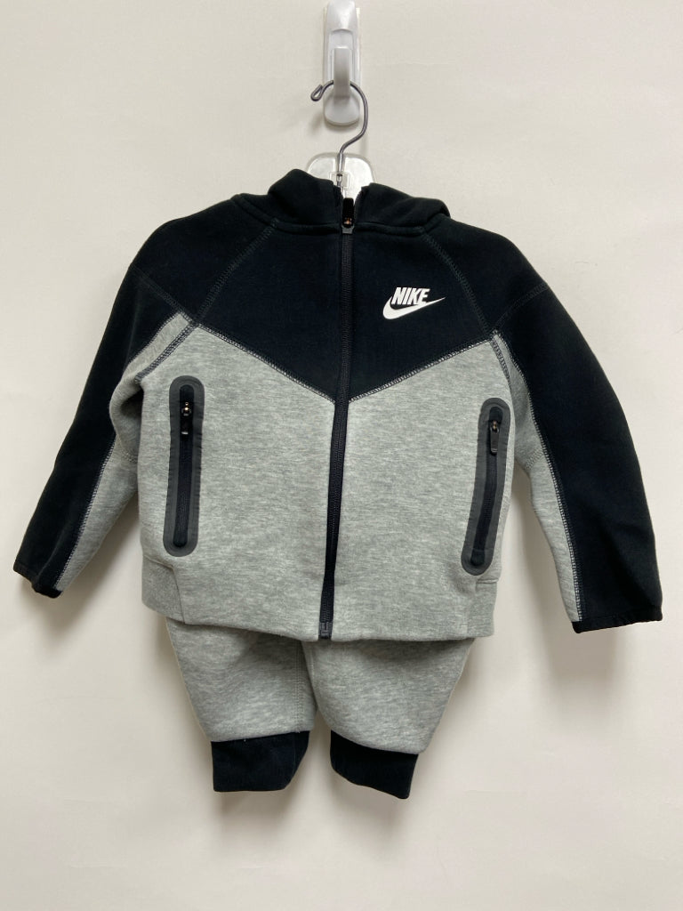 Nike SIZE 2T Black Gray Hooded Boy&